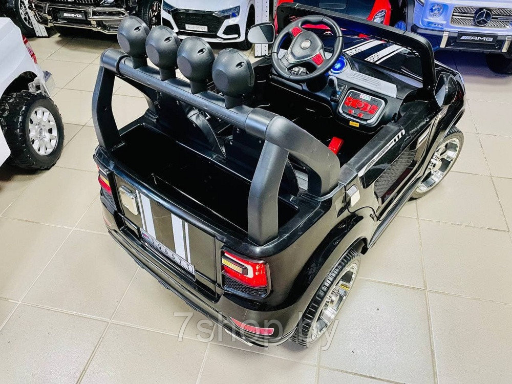Двухместный детский электромобиль Electric Toys BMW X5 Lux 12V (черный) 10Ah с дугами - фото 3 - id-p172264339