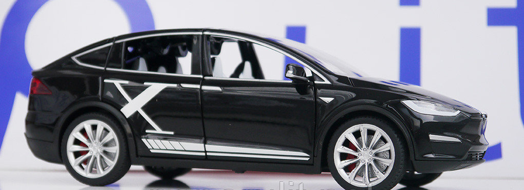 Машинка металлическая Tesla Model X 90D Тесла Модель Икс - открываются двери, капот,багажник 1/32 разные цвета - фото 3 - id-p170357463