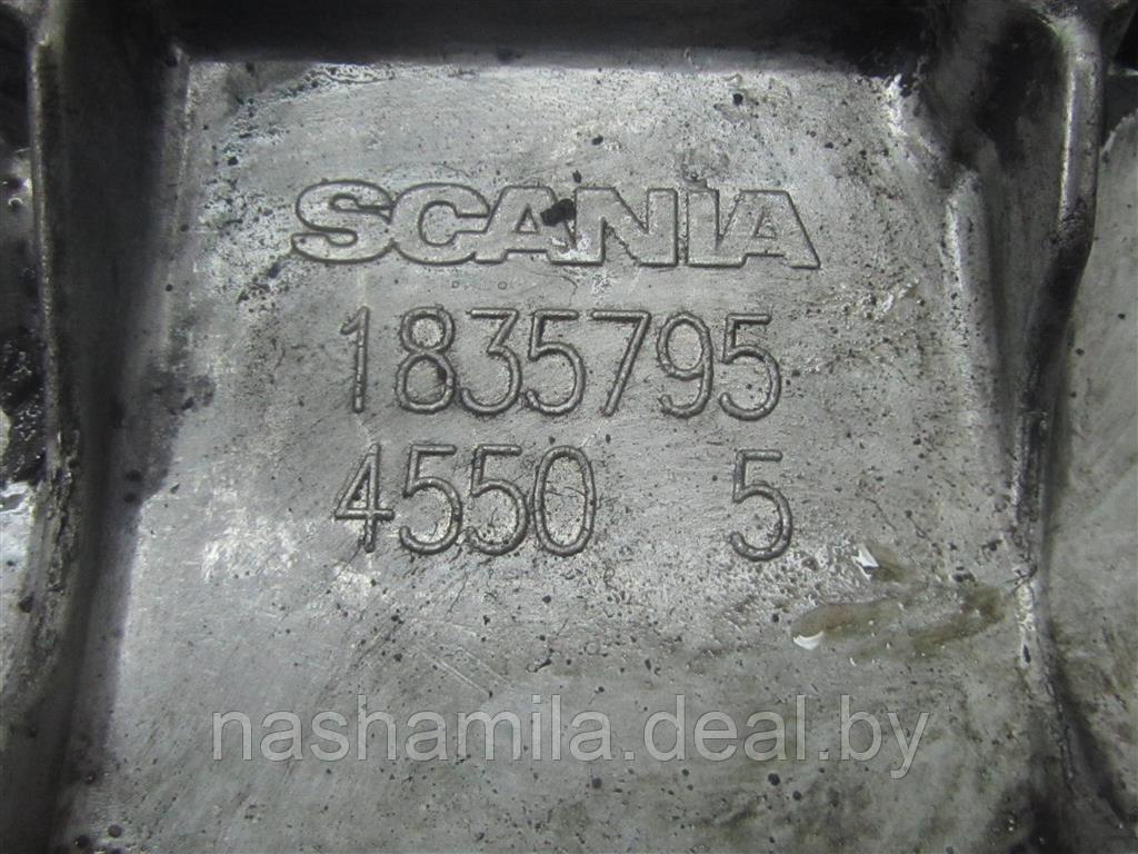 Крышка распредвала Scania 4-series - фото 3 - id-p172426642