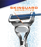 Сменные кассеты Gillette Skinguard Sensitive (8 шт), фото 2