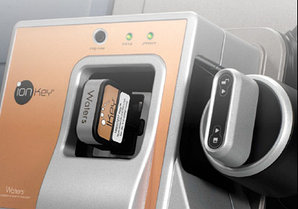 Система разделения UPLC в источнике масс-спектрометра Waters ionKey/MS