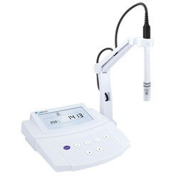 Настольный измеритель электропроводности LABTRON LBCM-A11