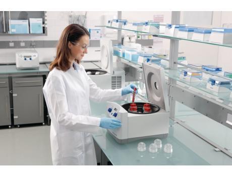 Центрифуга Eppendorf Centrifuge 5702 RH - фото 2 - id-p172728703