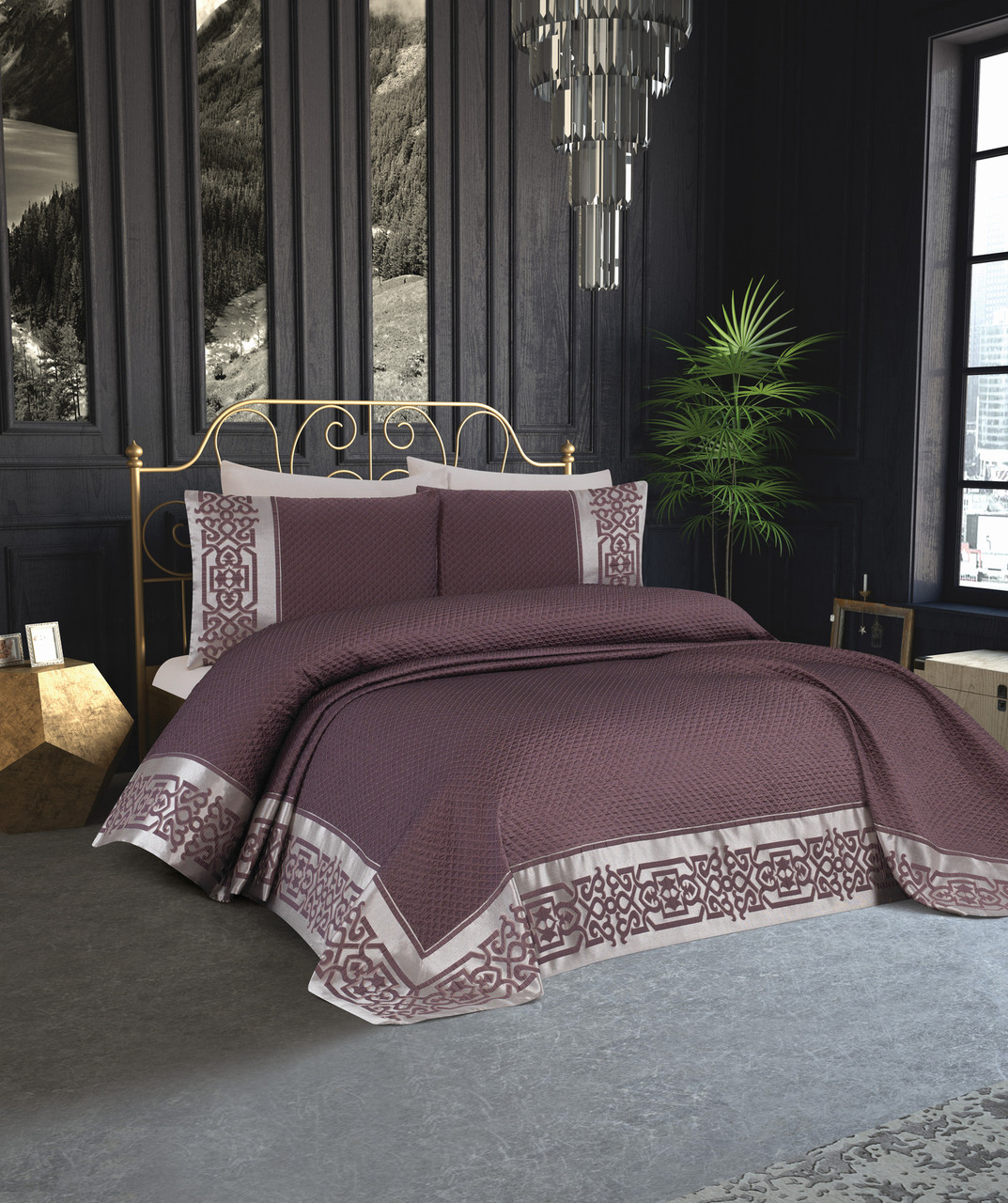 Турецкое жаккардовое покрывало KARTEKS-LUXE 265х265 с наволочками KLEOPATRA-06 Mor 902/265.406