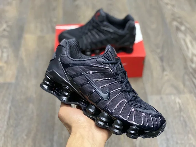 Кроссовки nike shox tl