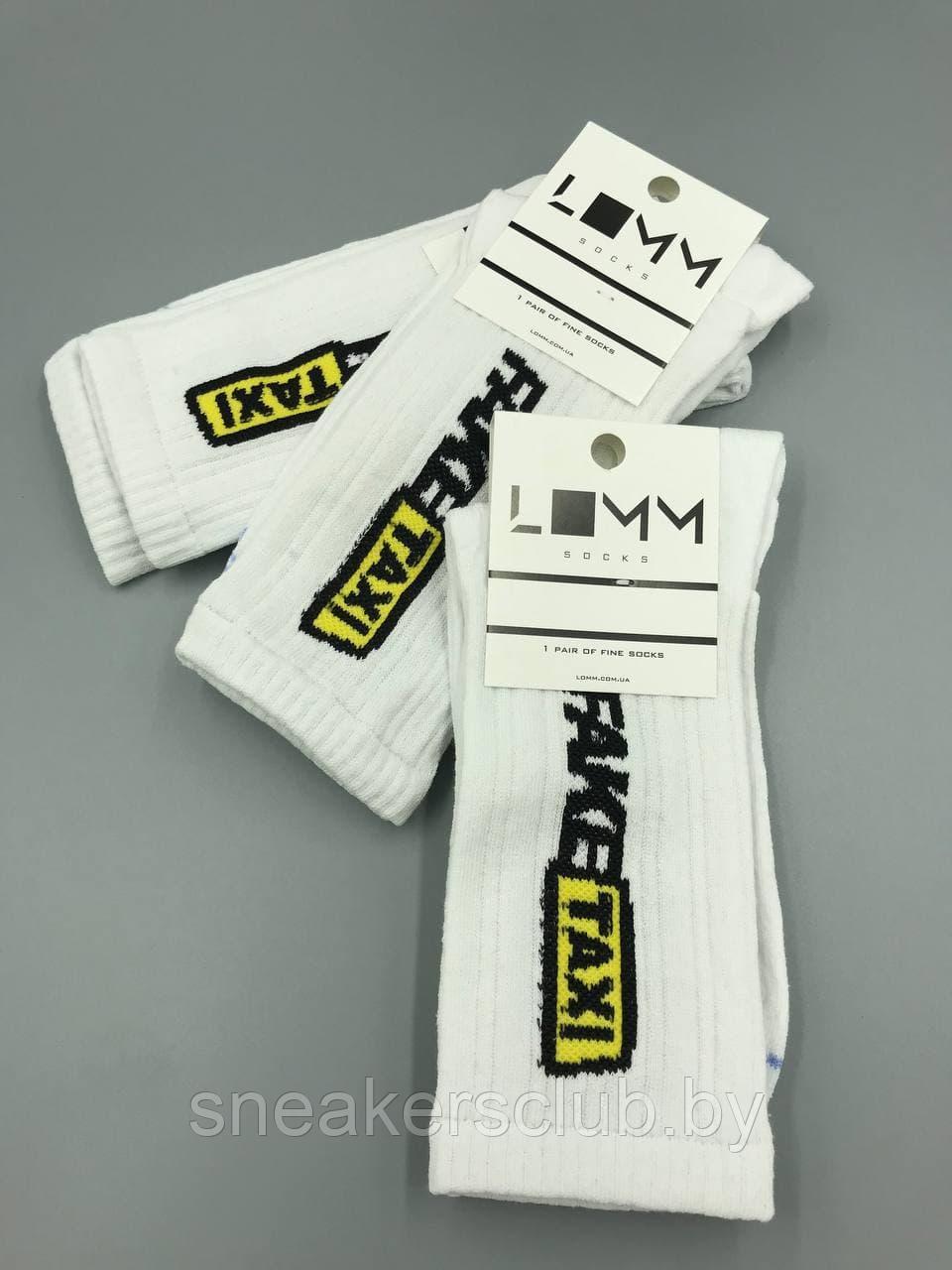 Носки белые с принтом "Fake Taxi" / размер 41-43 / удлиненные носки / носки с резинкой - фото 3 - id-p173092063