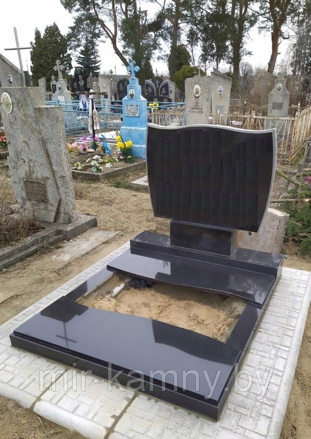 ПАМЯТНИК ИЗ ГРАНИТА В НОВОГРУДКЕ