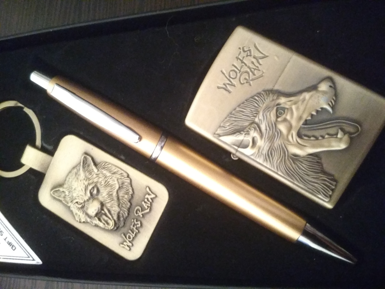 Подарочный набор брелок, ручка и бензиновая зажигалка - фото 2 - id-p92872382