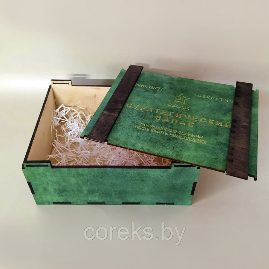 Деревянная подарочная коробка "Стратегический запас" (размер 27*21*11 см, цвет - зеленый) - фото 2 - id-p173532913