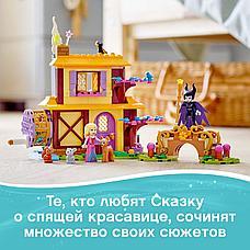 Lego Конструктор LEGO Disney Princess Лесной домик Спящей красавицы 43188, фото 3