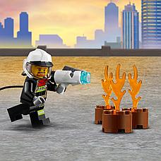 Конструктор LEGO City Fire Пожарный автомобиль 60279, фото 3