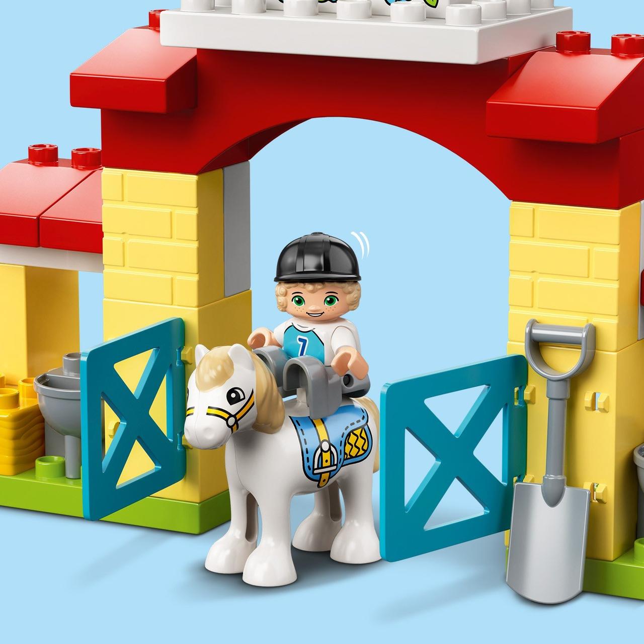 Конструктор LEGO DUPLO Town Конюшня для лошади и пони 10951 - фото 10 - id-p173522910