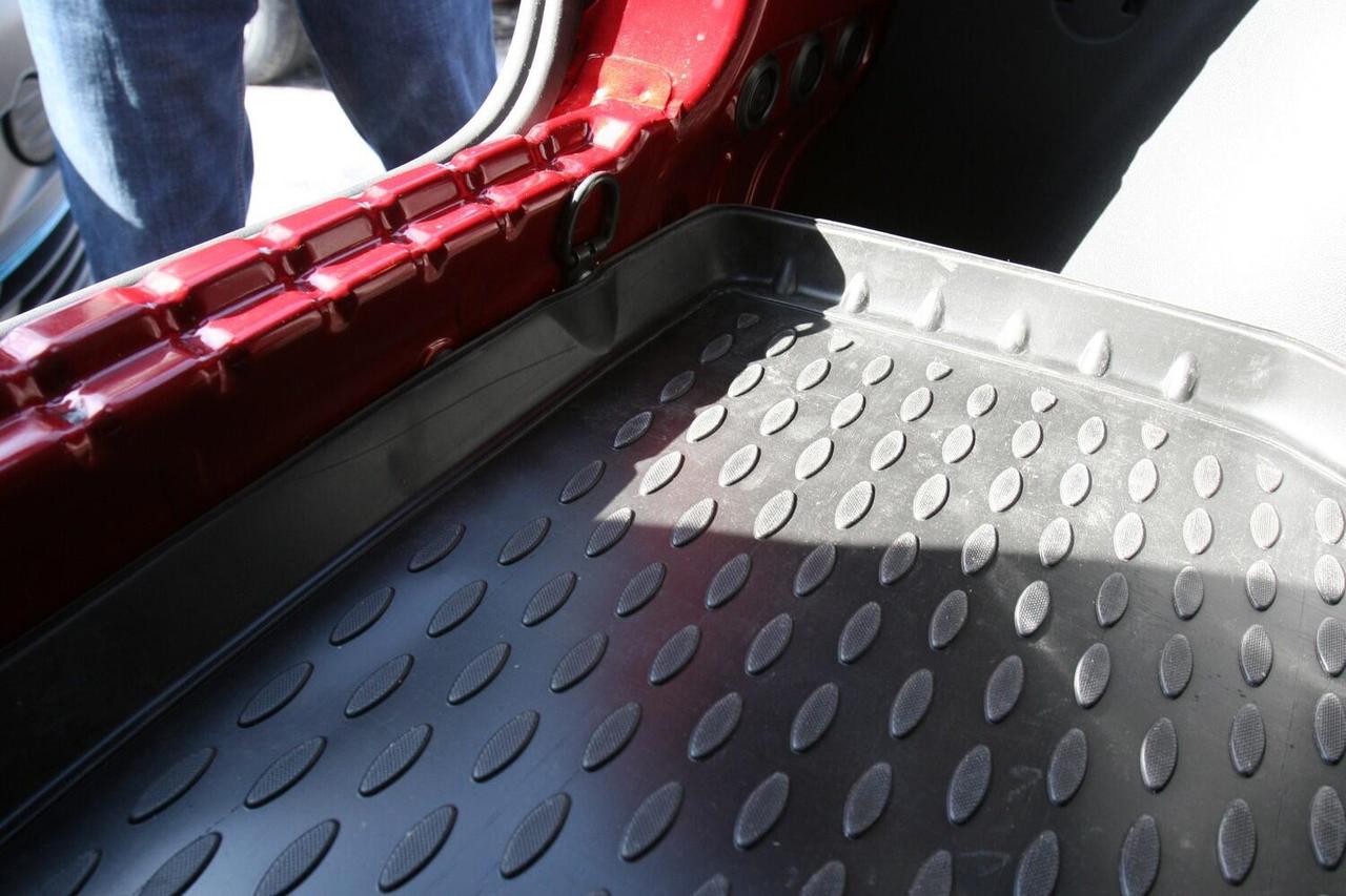 Коврик в багажник RENAULT Duster 2WD, 2011->2020-> - фото 2 - id-p173741130
