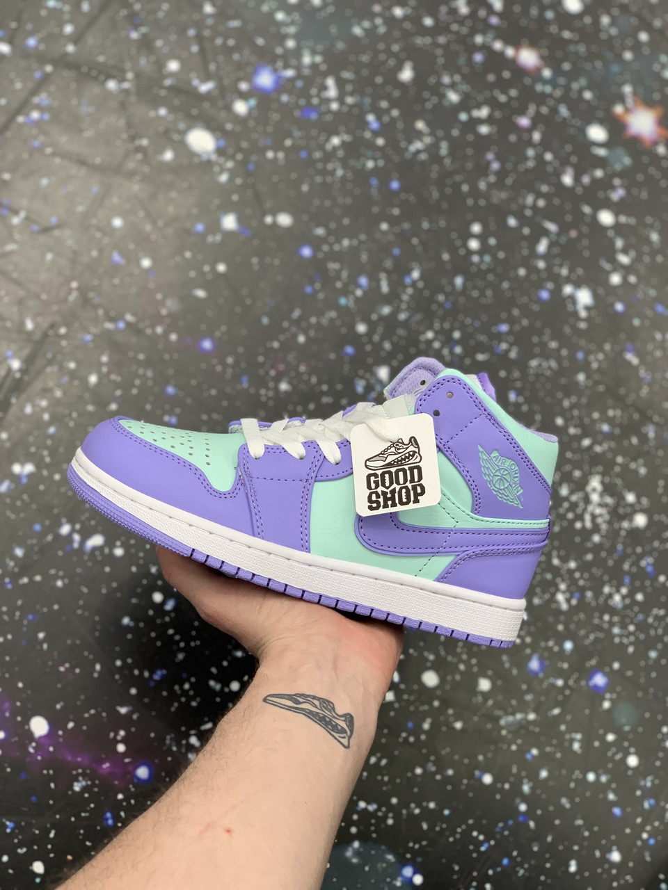 Кроссовки Air Jordan Retro 1 Purple Green Mid