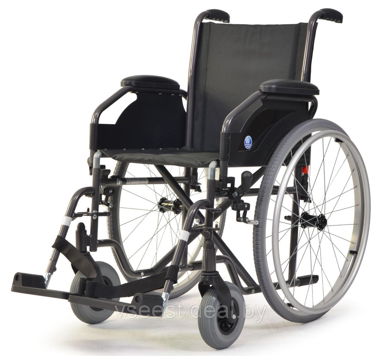 Инвалидная коляска для взрослых 101 Vermeiren (Сидение 44 см., литые колеса) - фото 1 - id-p174050679
