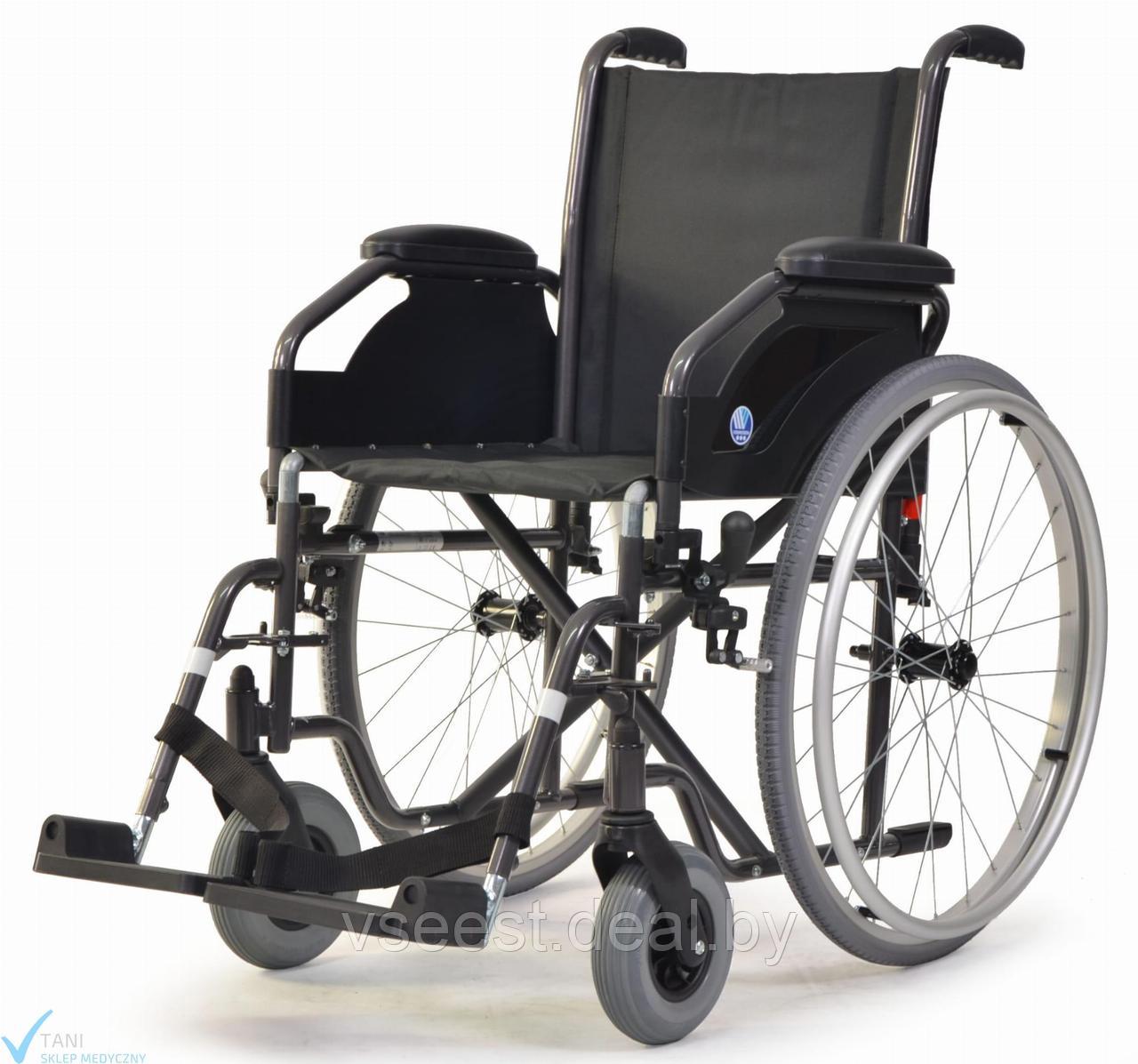 Инвалидная коляска для взрослых 101 Vermeiren (Сидение 44 см., литые колеса) - фото 2 - id-p174050679