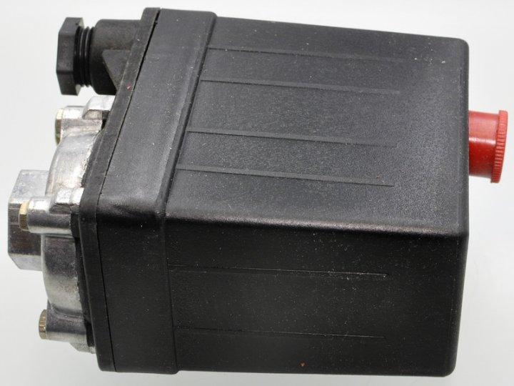 Прессостат 1-ходовой для компрессора 380V Silver AES-124P - фото 1 - id-p174171596