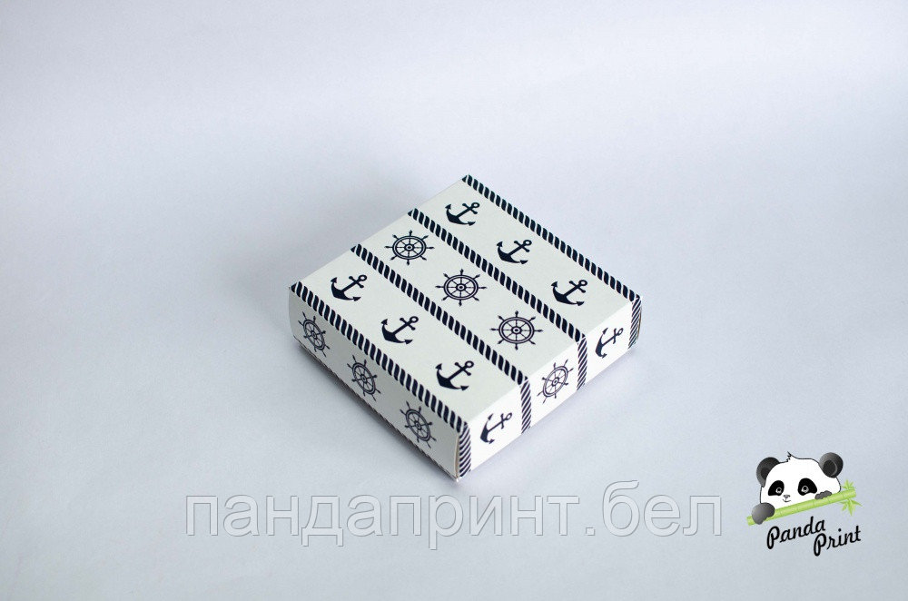 Коробка 120х120х40 Якорь на белом (крафт дно)