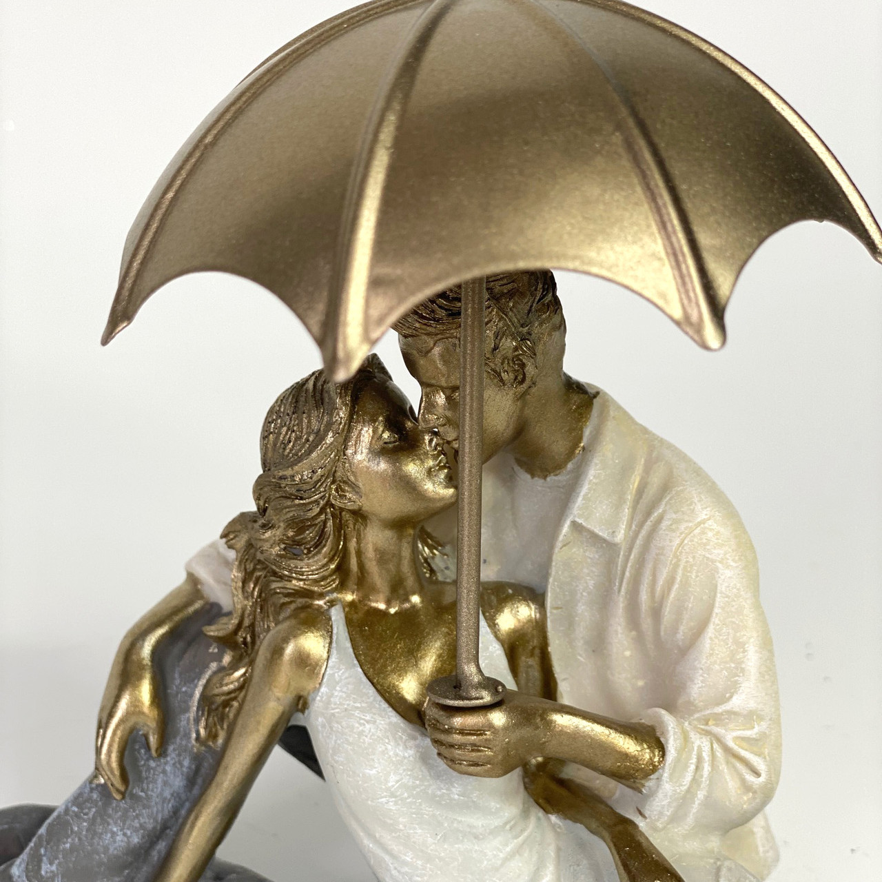 Фигура интерьерная Пара под зонтом Влюбленные - фото 4 - id-p138629415