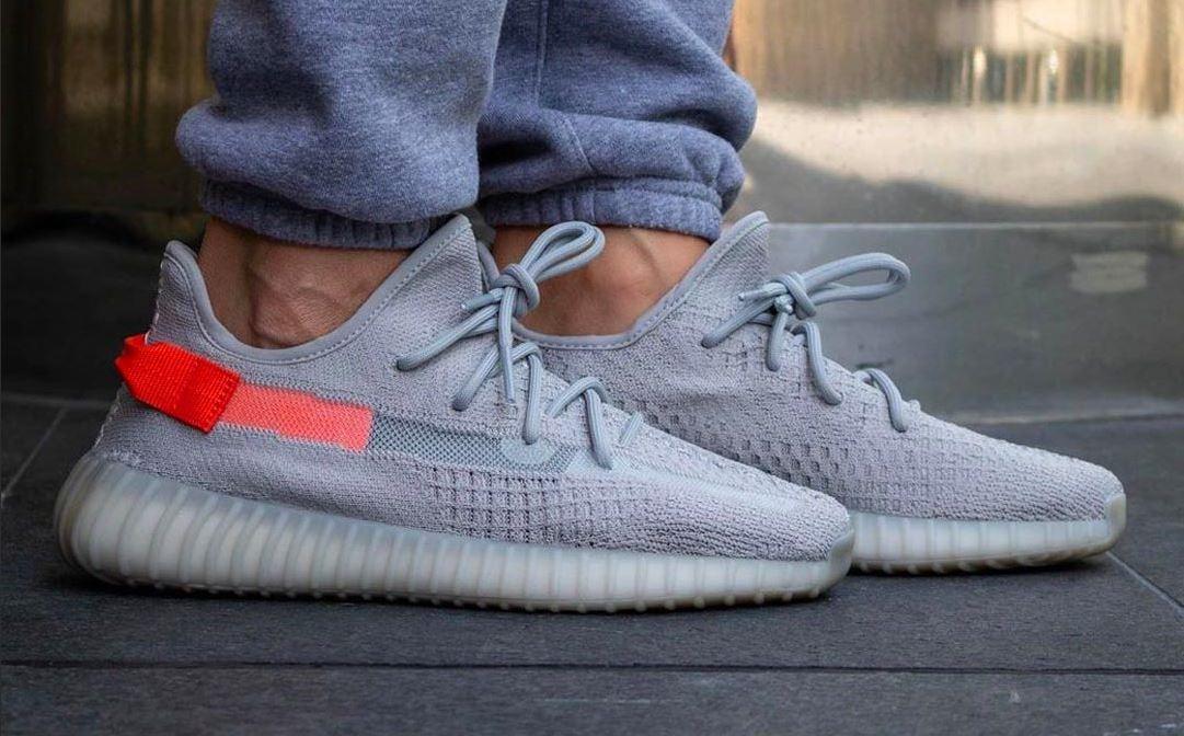 Кроссовки ADIDAS Yeezy Boost 350 V3