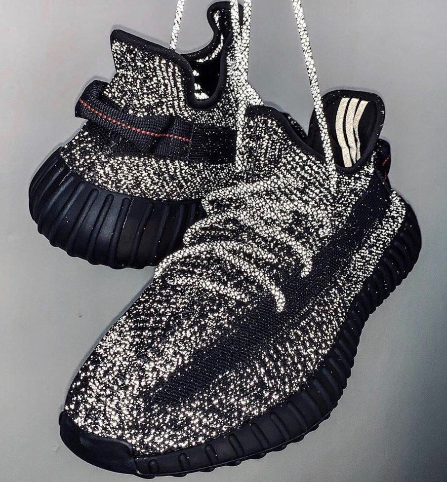 Кроссовки Adidas Yeezy Boost 350 V2 Static Black Reflective - фото 4 - id-p174798901