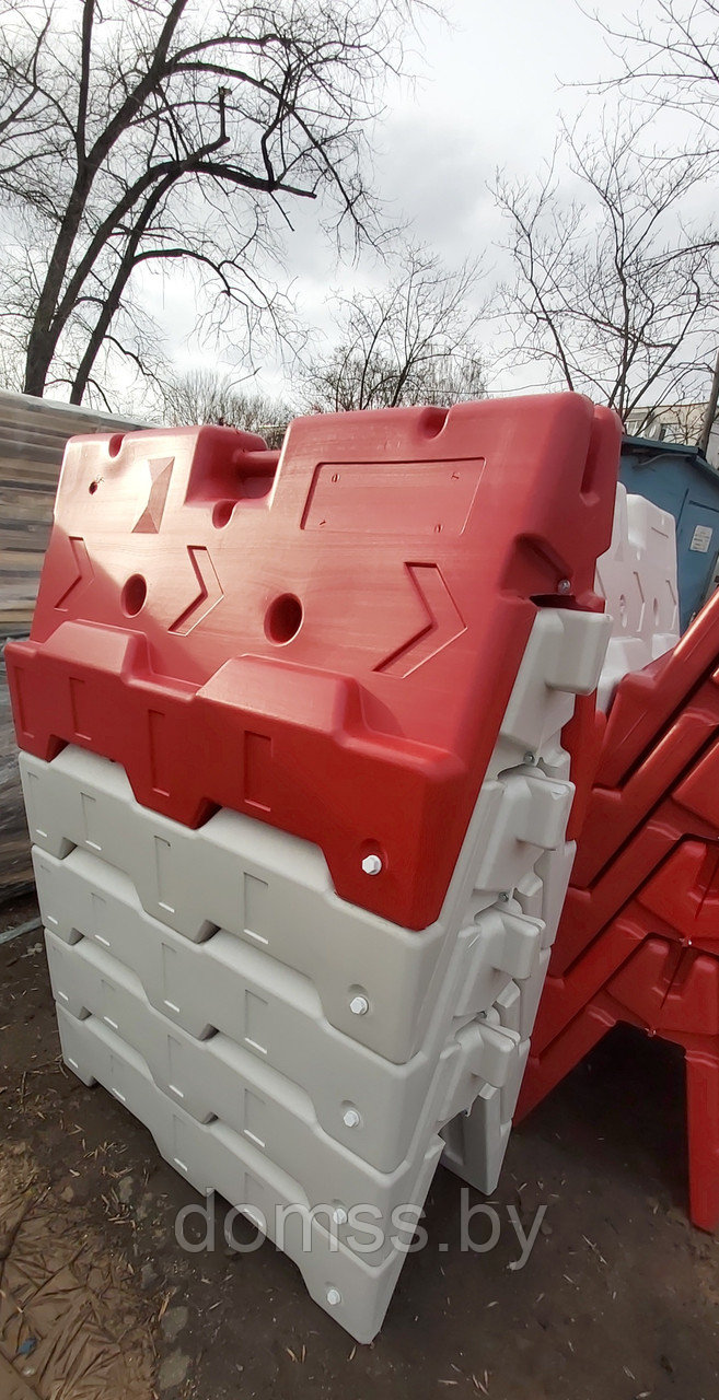 Направляющий блок дорожный водоналивной 1,2м штабелируемый красный