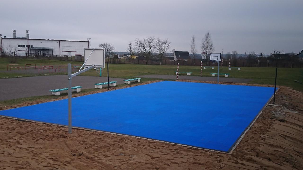 Обустройство спортивной площадки с пластиковым покрытием - фото 7 - id-p62274492