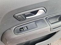 Кнопка стеклоподъемника переднего правого Volkswagen Amarok
