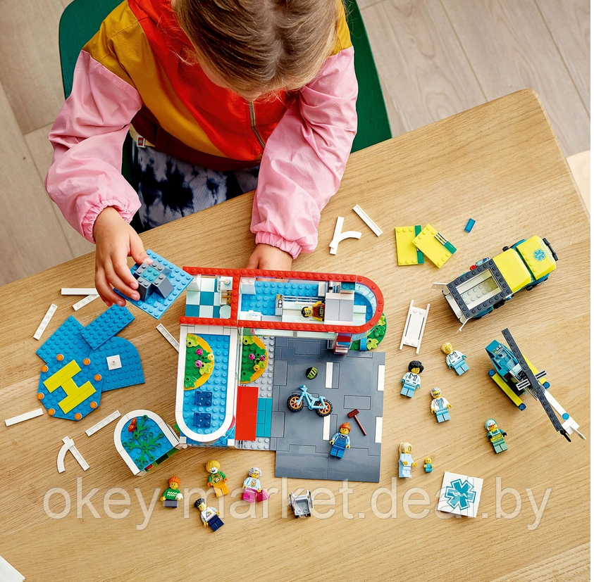 Конструктор LEGO City 60330 Больница - фото 7 - id-p175622763