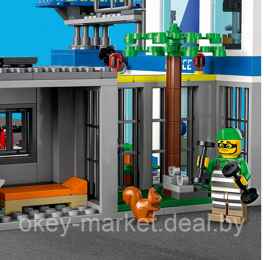 Конструктор LEGO City Полицейский участок 60316 - фото 4 - id-p175654937