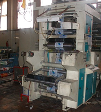 Печатная шестицветная машина, производство Италия.