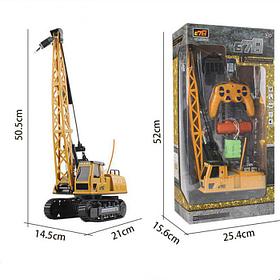 Р/У гусеничный кран. Работает от батареек. Светозвуковые эффекты. Размер:50,5*21*14,5 Размер уп.:52*25,5*15,5