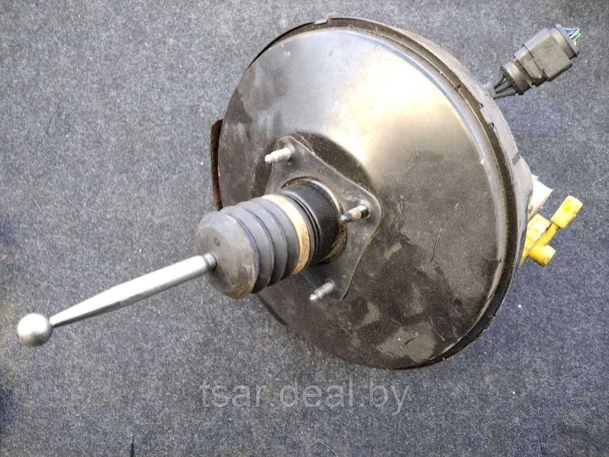 Вакуумный усилитель тормозов Volkswagen Golf 4 - фото 1 - id-p176107595