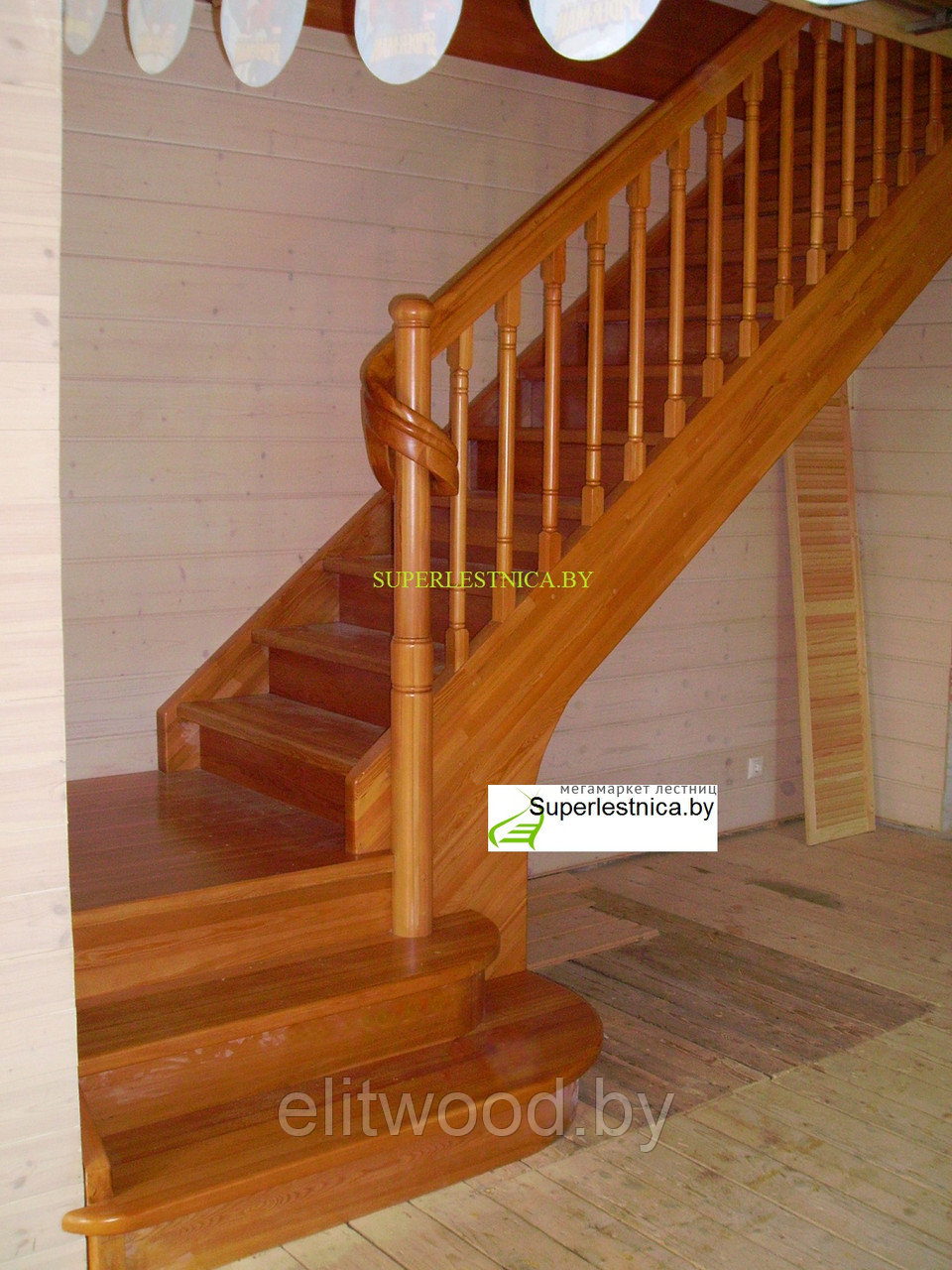 Изготовление лестниц на заказ из лиственницы №1 - фото 1 - id-p21793346