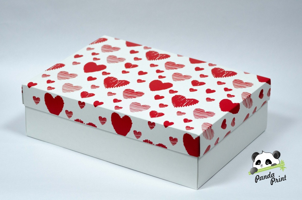 Коробка 270х190х100 Сердечки красные на белом (белое дно)
