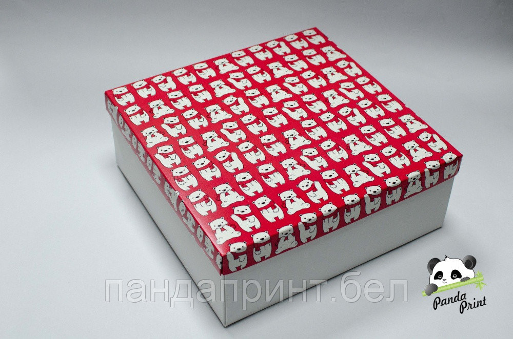 Коробка 260х255х100 Мишки на красном фоне (белое дно)