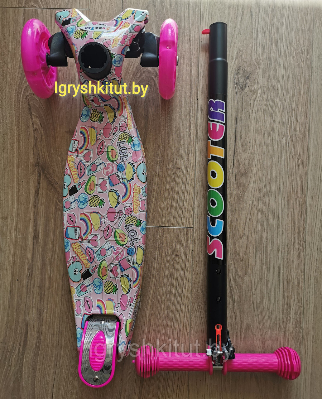 Детский самокат Maxi 21st scooter розовый принт надпись LOL - фото 5 - id-p118413543
