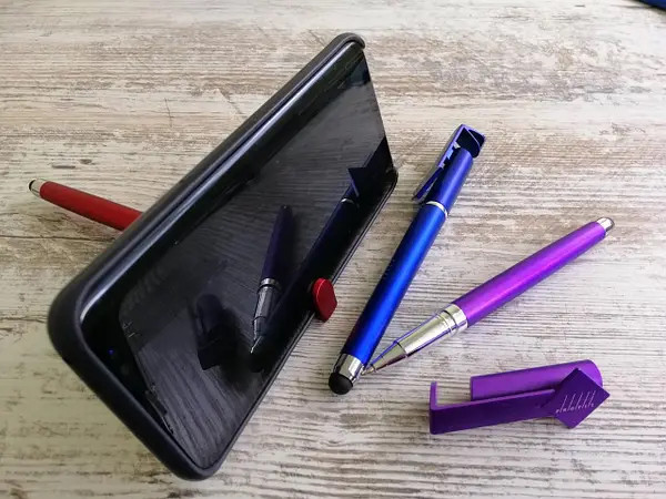 Ручка стилус для планшета и телефона Profit 3 в 1 подставка - фото 4 - id-p176857135