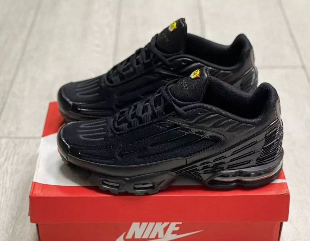 Кроссовки Nike Air Max Plus 3 TN - фото 4 - id-p176509392