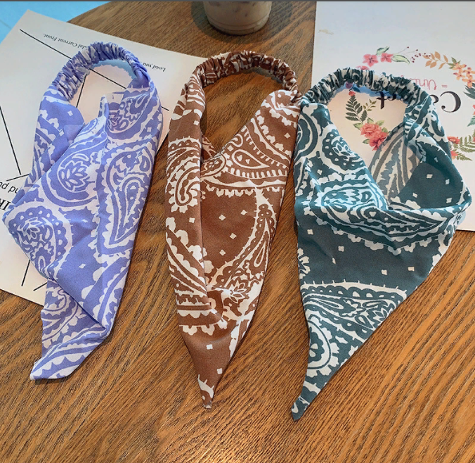 Косынка на резинке на голову