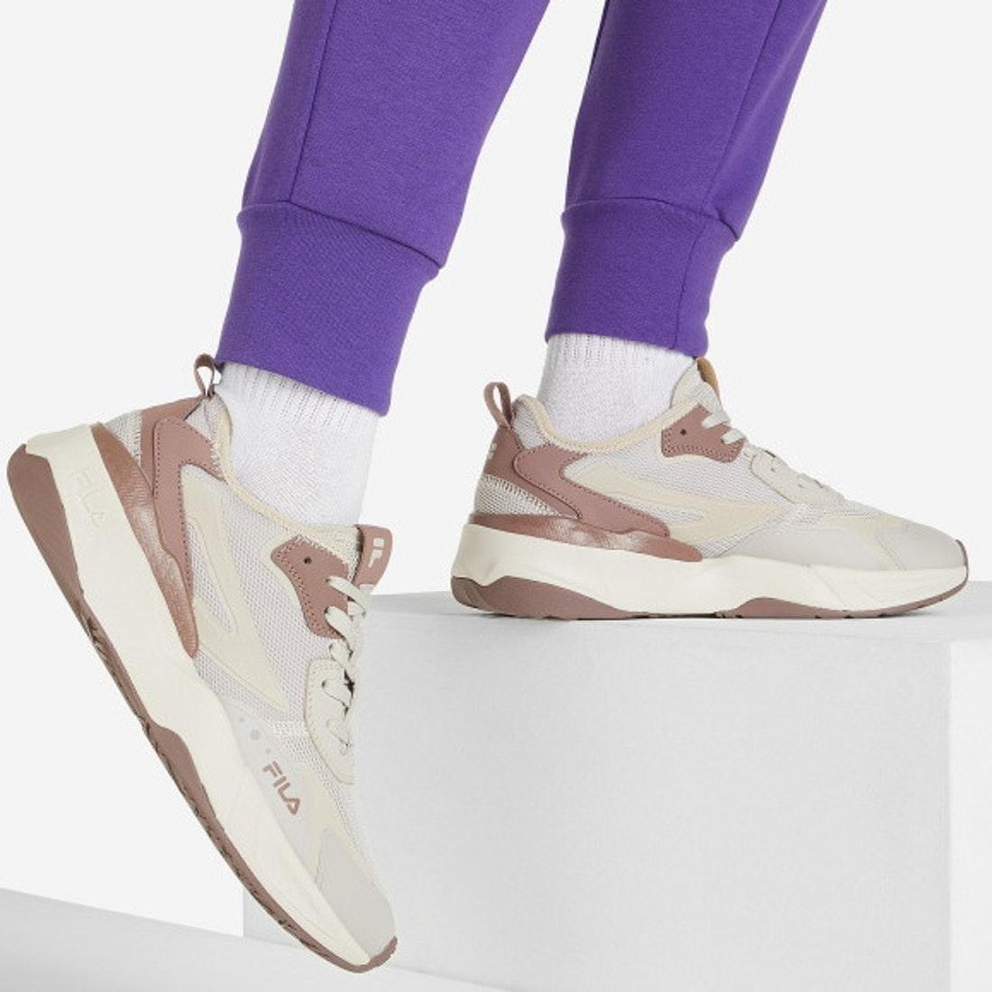 Женские кроссовки
Fila Chain