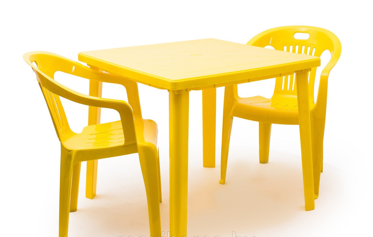 Стол пластиковый квадратный и 2 кресла желтый цвет - фото 1 - id-p176667988