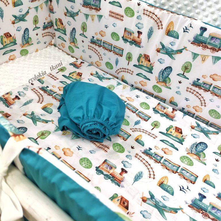 Комплект бортиков  в детскую кроватку "Паровозик"