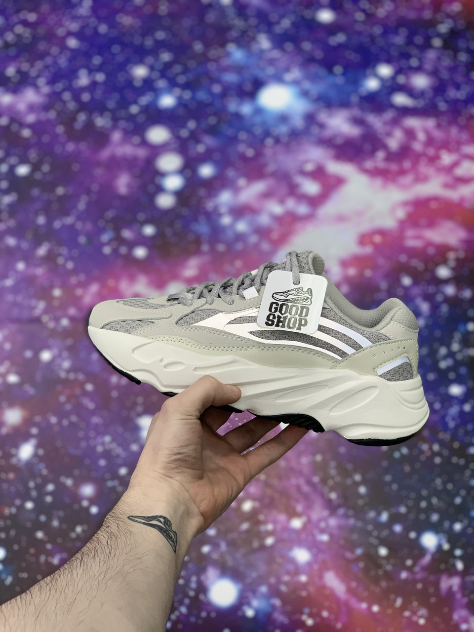 Кроссовки Adidas Yeezy Boost 700v2 Grey - фото 1 - id-p126280384