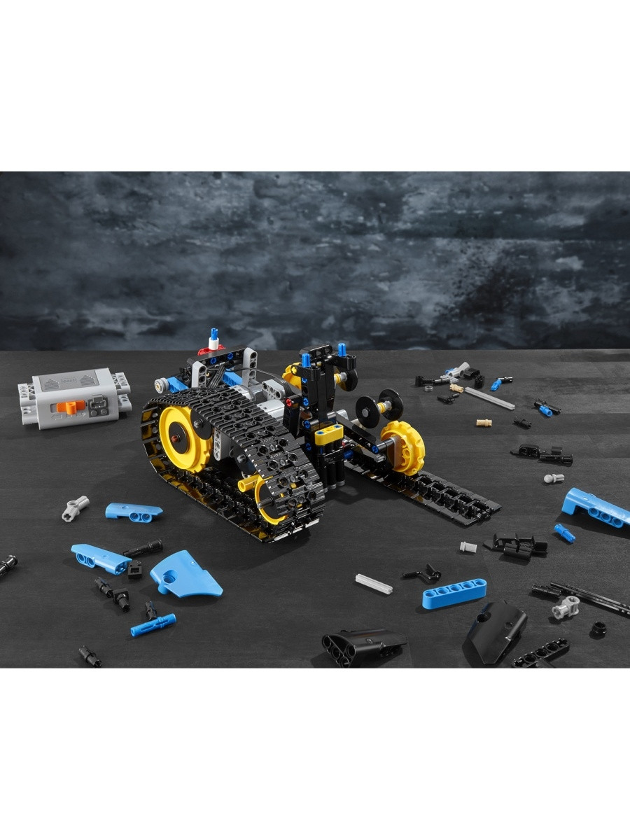 Конструктор Lego Technic 42095 Скоростной вездеход с ДУ - фото 7 - id-p176984757