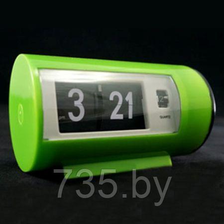 Часы "Перекидные" с будильником зеленые