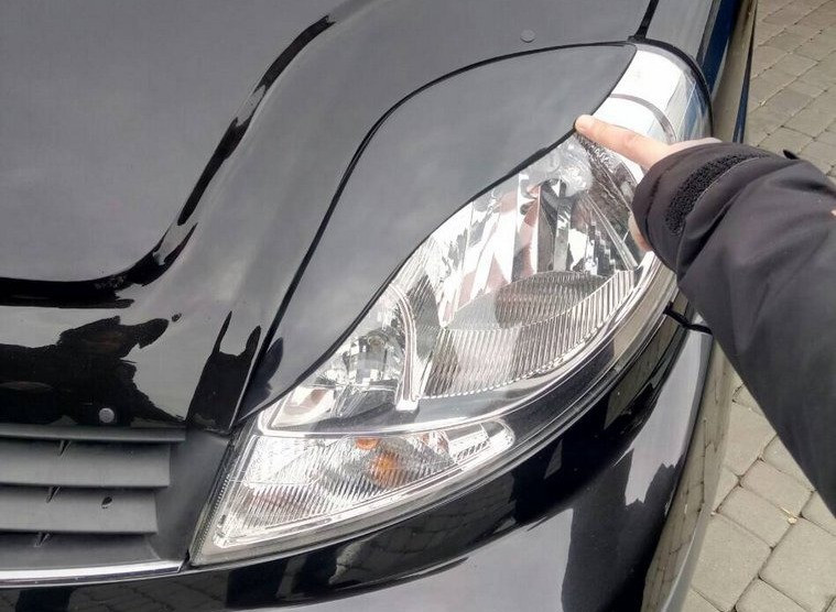 Реснички черные матовые Opel Vivaro 2001-2014 - фото 1 - id-p177107674