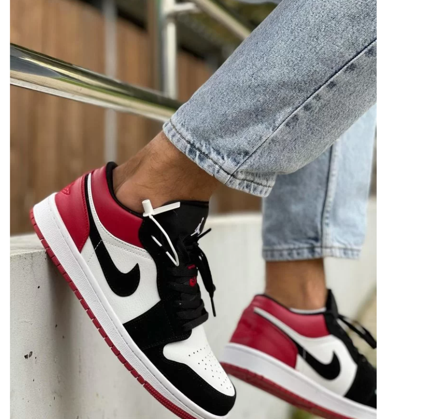 Кроссовки Nike Air Jordan 1 Low красно-черные купить в интернет магазине