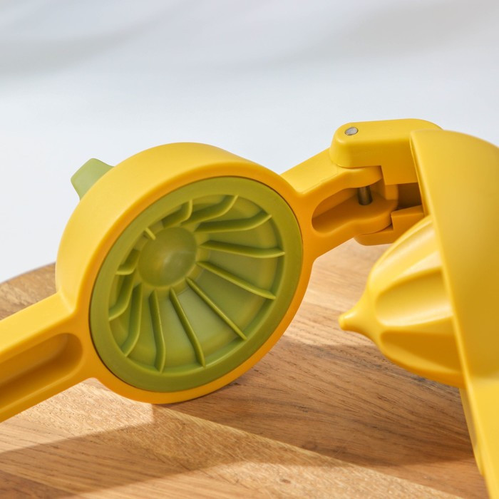 Соковыжималка ручная Juicer, цвет жёлто-зелёный - фото 4 - id-p177007406