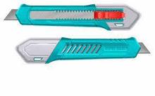 Нож строительный 18mmx100mm TOTAL THT51001